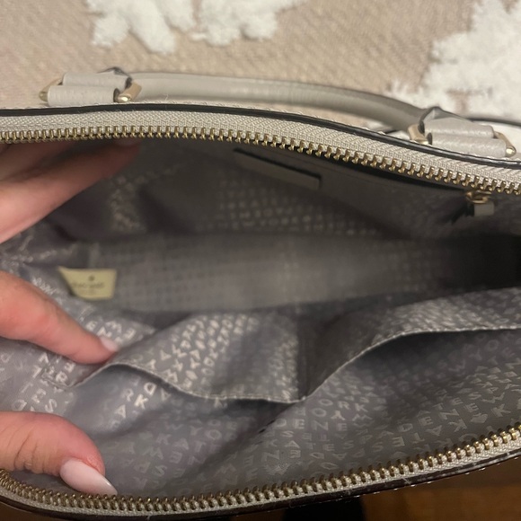 Kate Spade purse - Picture 3 of 3